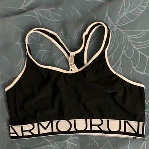sports bra